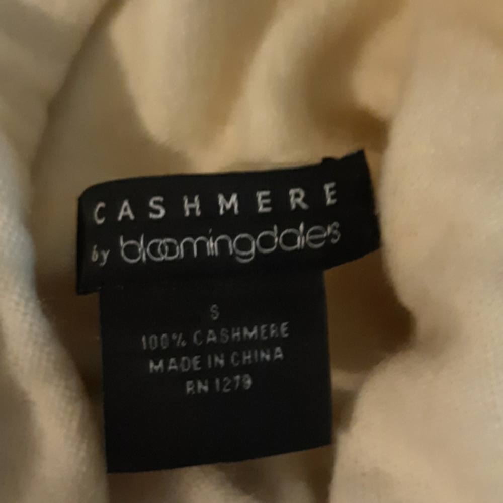 Cashmere sweater